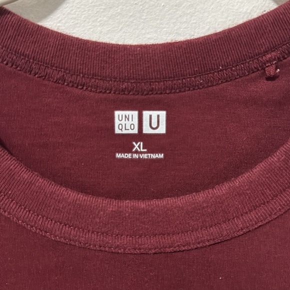 Uniqlo basic tee - Picture 2 of 2